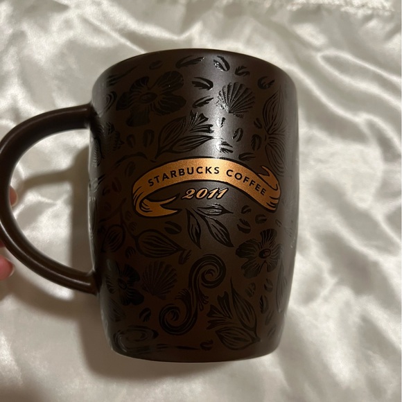 Starbucks 2011 40th Anniversary Brown and Copper Mermaid Split Tail Mug - Picture 4 of 8